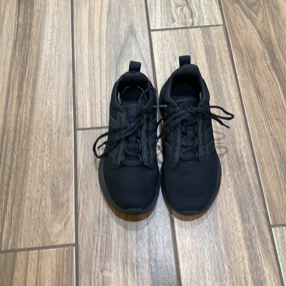 Adidas boys size 4.5 running sneakers